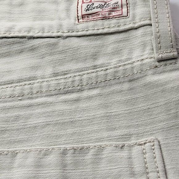 Levi Strauss, Not Worn, Tan, Women's Jeans, Size 12 - Picture 9 of 9